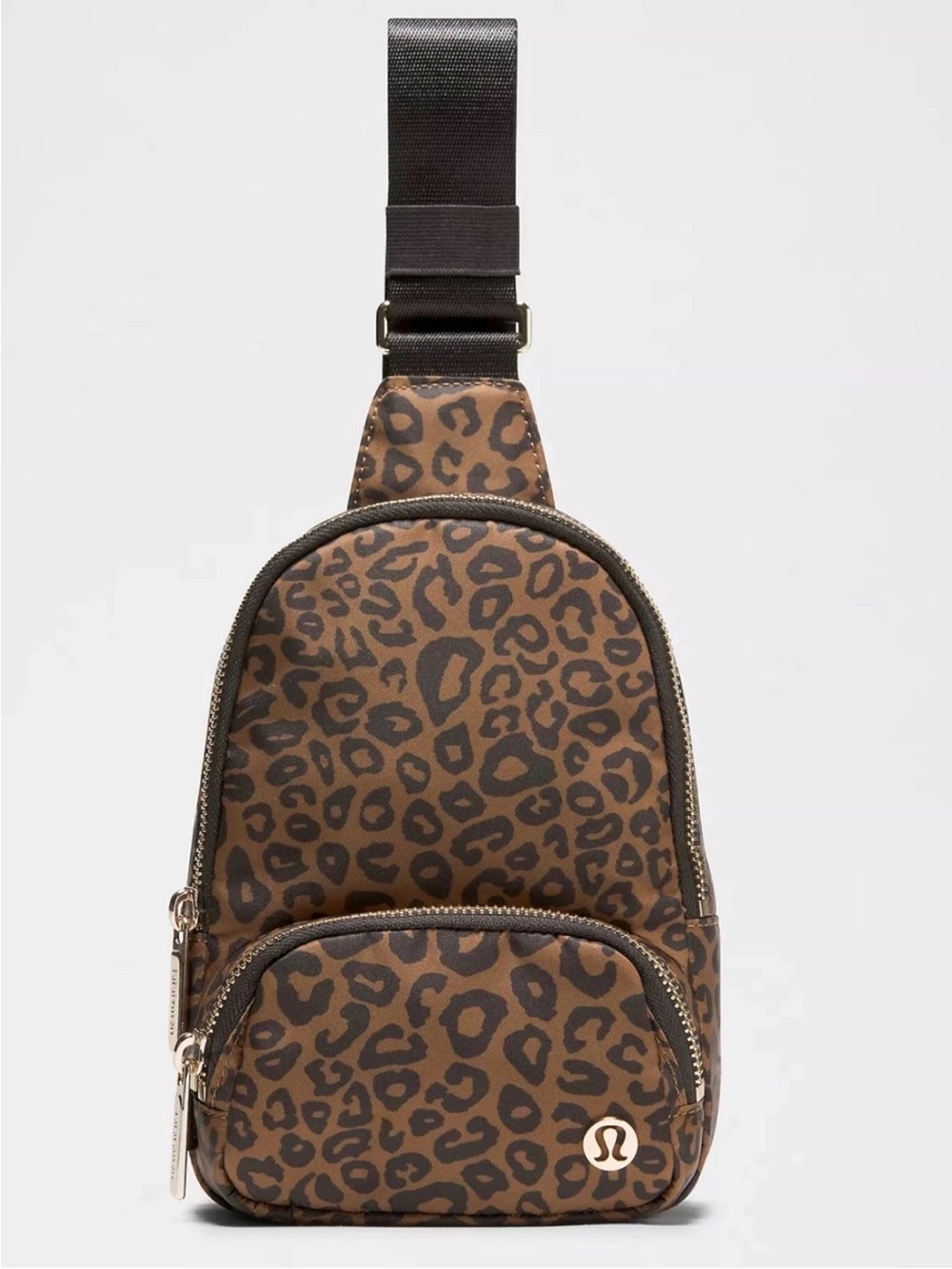 NWT LULULEMON Everywhere Sling Bag Small 2L Leopardo